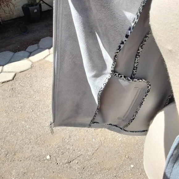 CHICOS Elongated Suede Moto Jacket Gray Mist NWT Size 0 (4-6 small) PS01-21 - Picture 6 of 8